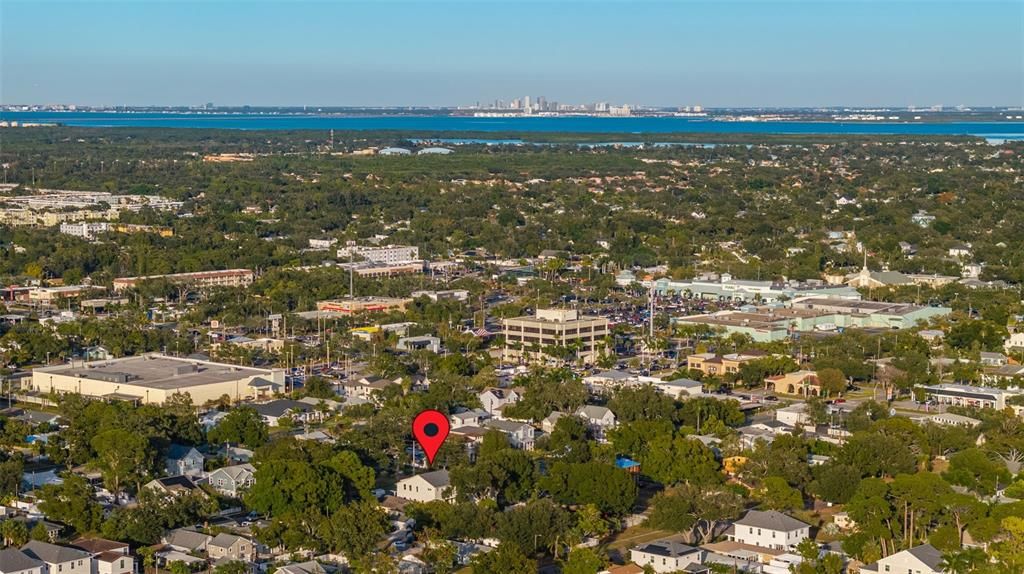 For Sale: $1,595,000 (6 beds, 4 baths, 3573 Square Feet)