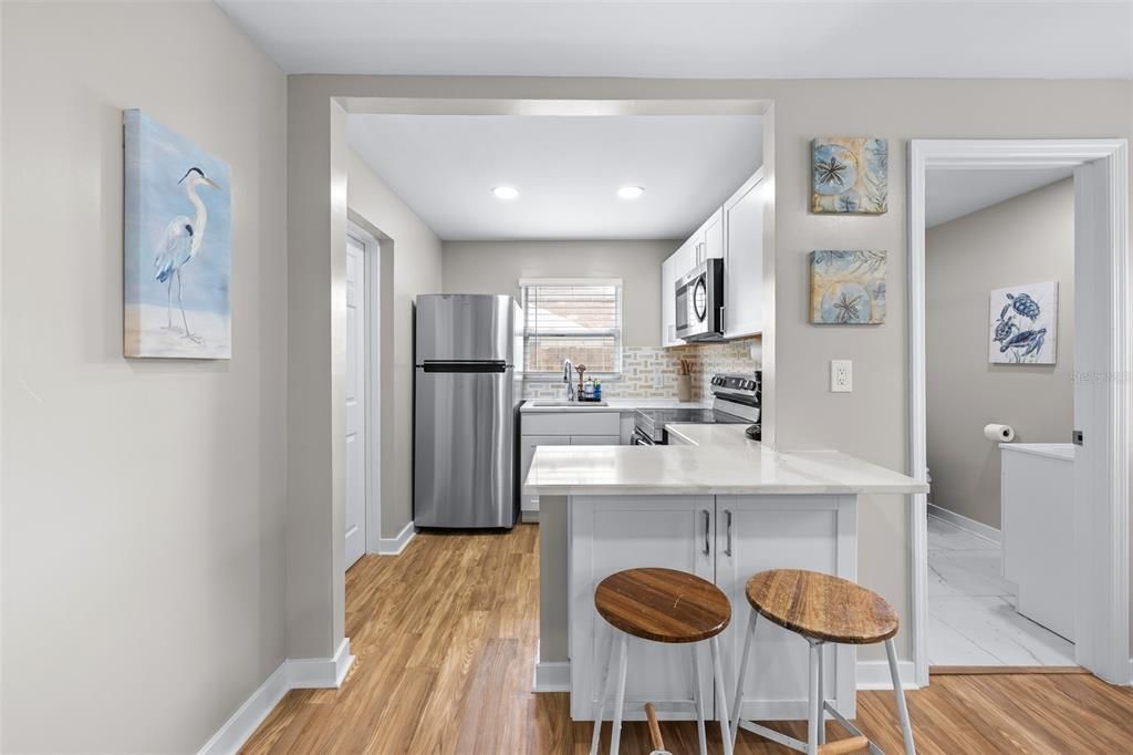 На продажу: $1,375,000 (5 спален, 0 ванн, 2373 Квадратных фут)