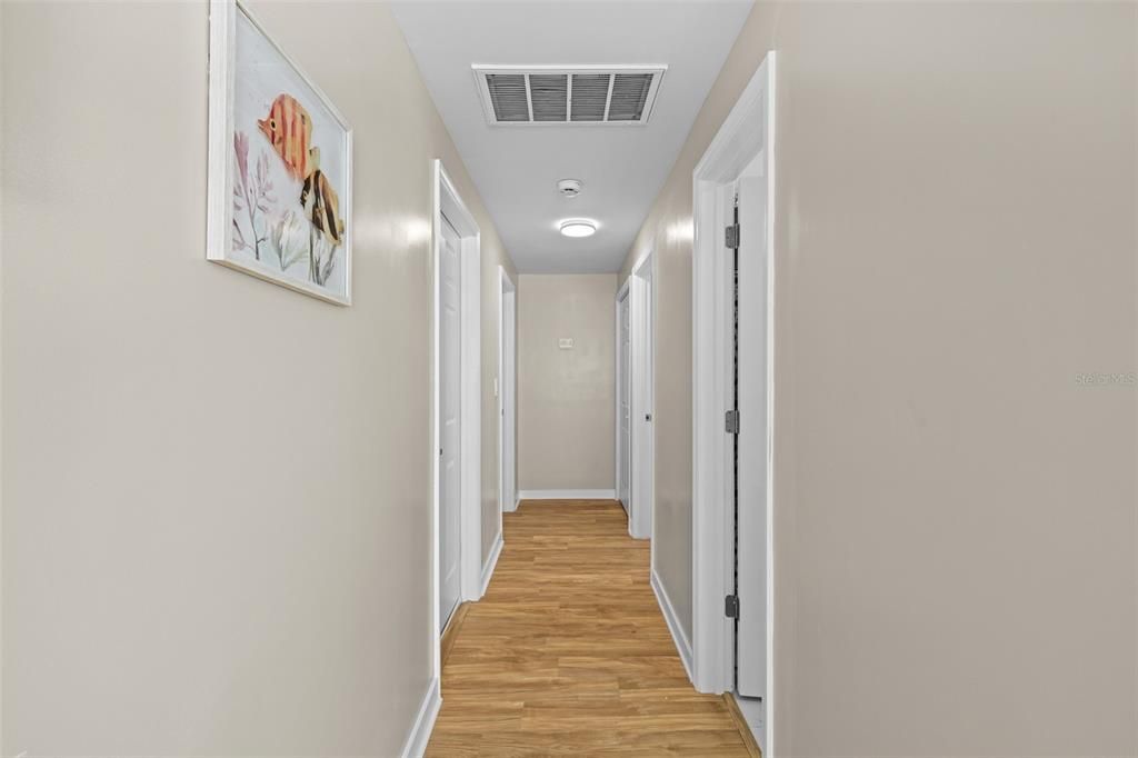 На продажу: $1,375,000 (5 спален, 0 ванн, 2373 Квадратных фут)