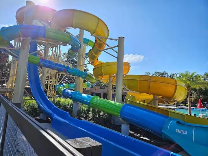 待售: $160,000 (1 贝兹, 1 浴室, 370 平方英尺)