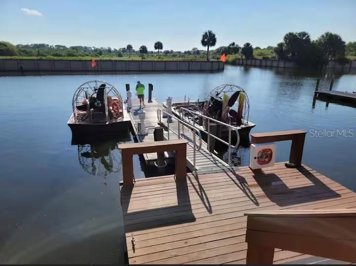 待售: $160,000 (1 贝兹, 1 浴室, 370 平方英尺)