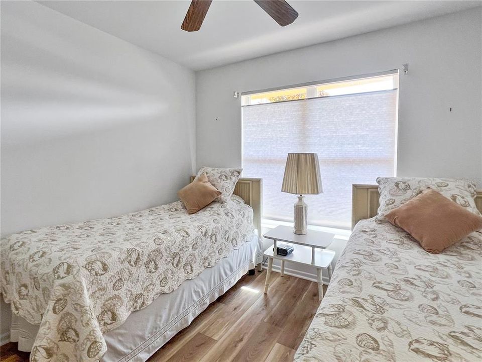 For Sale: $209,000 (2 beds, 2 baths, 1256 Square Feet)