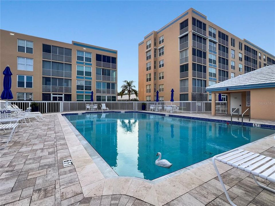 For Sale: $209,000 (2 beds, 2 baths, 1256 Square Feet)