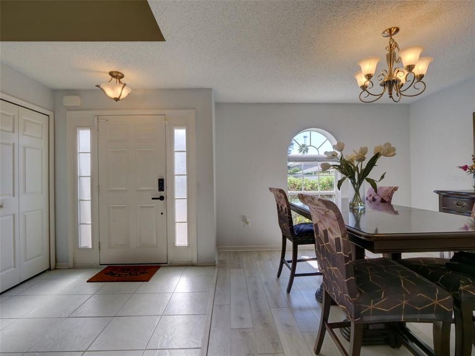 На продажу: $489,900 (4 спален, 2 ванн, 2958 Квадратных фут)