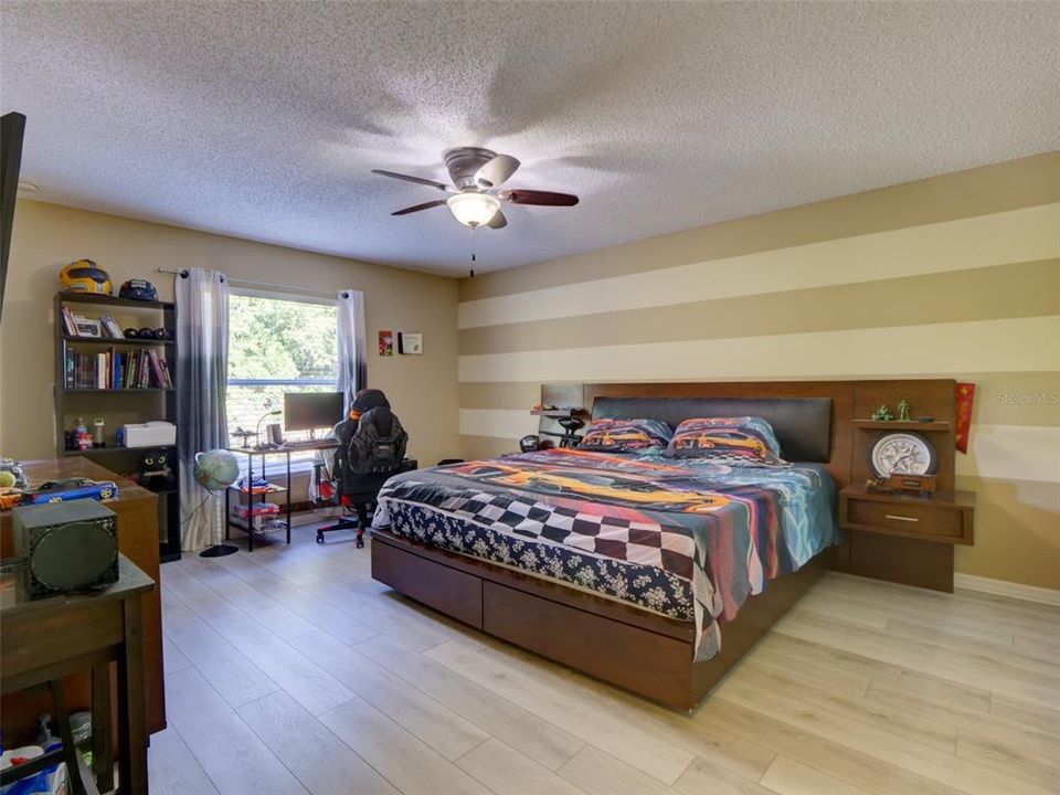 На продажу: $489,900 (4 спален, 2 ванн, 2958 Квадратных фут)