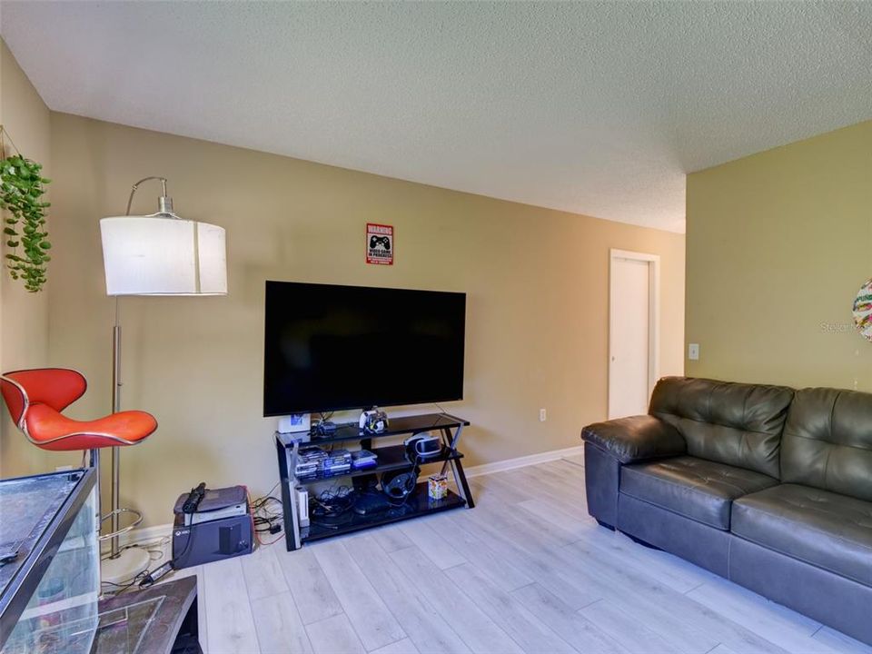 На продажу: $489,900 (4 спален, 2 ванн, 2958 Квадратных фут)