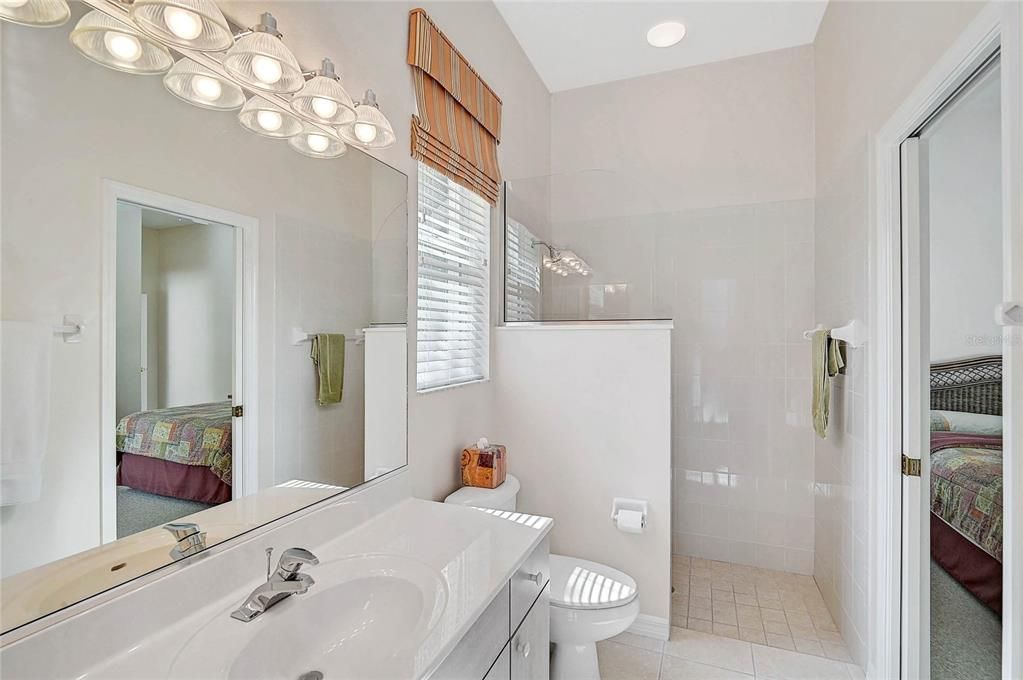 For Sale: $850,000 (4 beds, 3 baths, 2996 Square Feet)