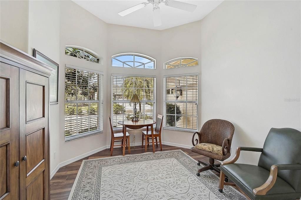 For Sale: $850,000 (4 beds, 3 baths, 2996 Square Feet)