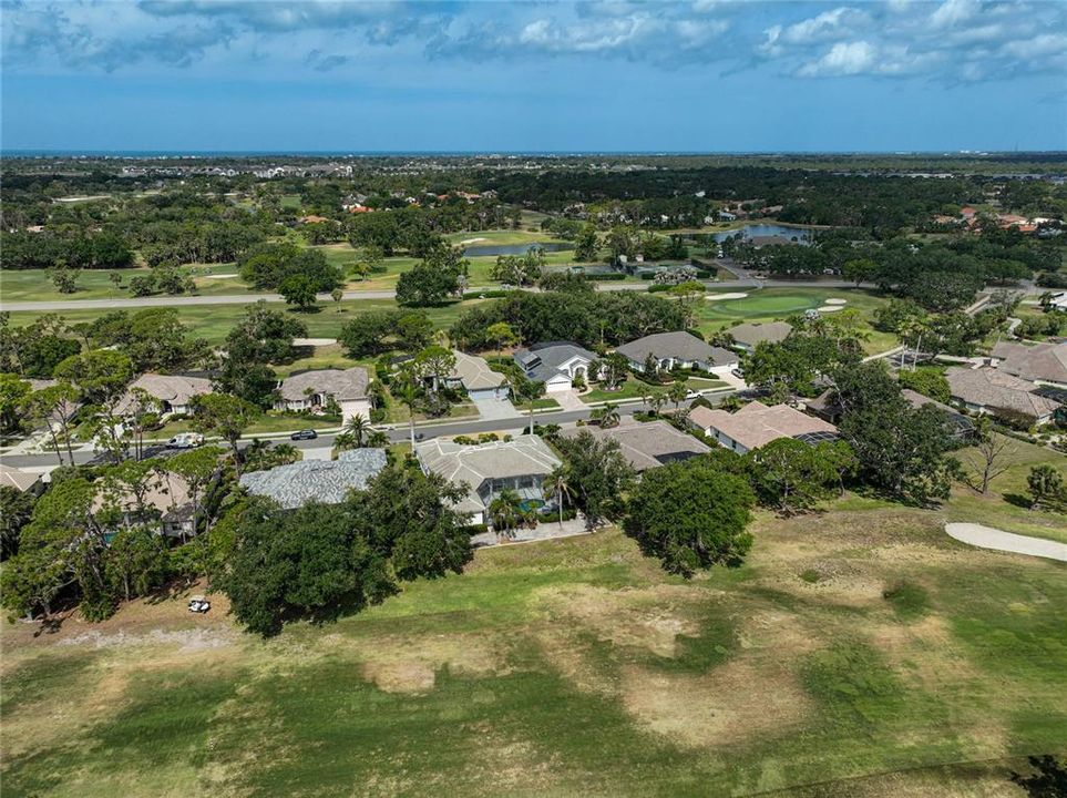 For Sale: $850,000 (4 beds, 3 baths, 2996 Square Feet)