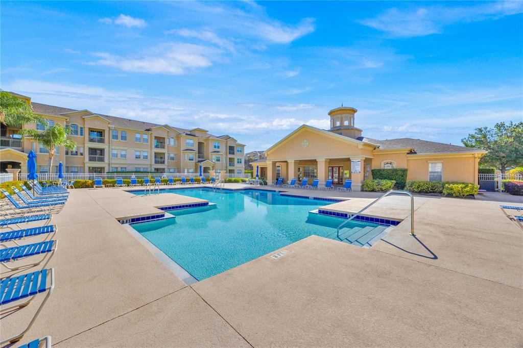 待售: $215,000 (2 贝兹, 2 浴室, 1261 平方英尺)