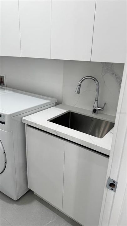 出租: $4,800 (3 贝兹, 3 浴室, 2257 平方英尺)