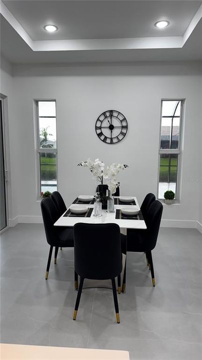 出租: $4,800 (3 贝兹, 3 浴室, 2257 平方英尺)