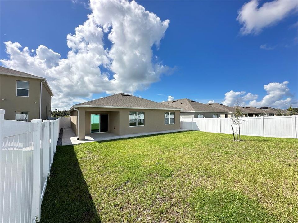 出租: $2,450 (4 贝兹, 2 浴室, 1846 平方英尺)