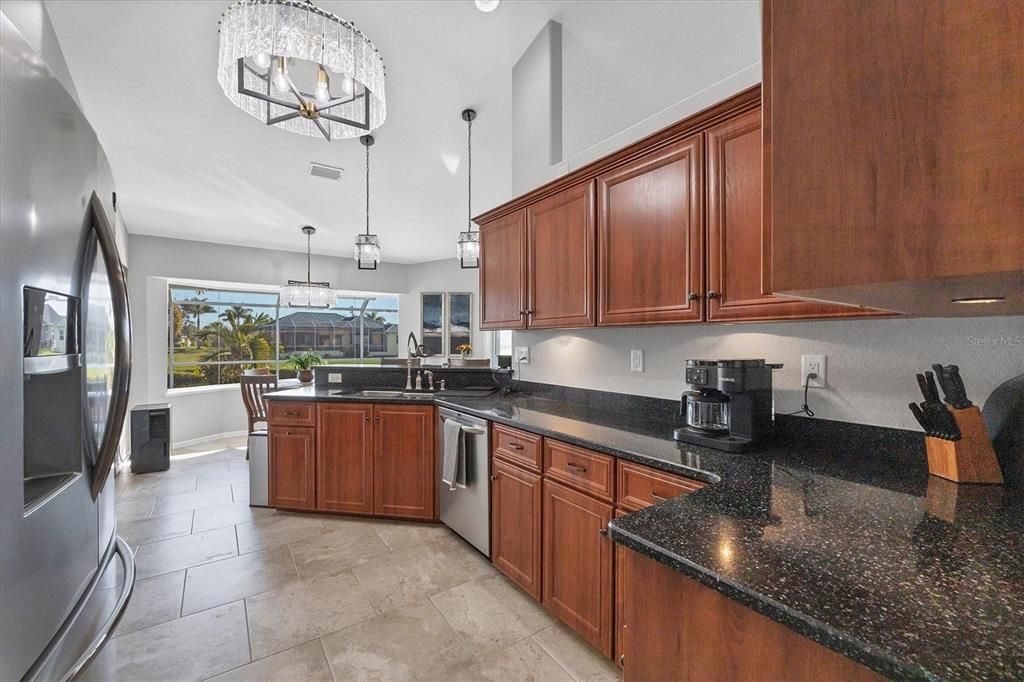 На продажу: $525,000 (3 спален, 2 ванн, 2139 Квадратных фут)