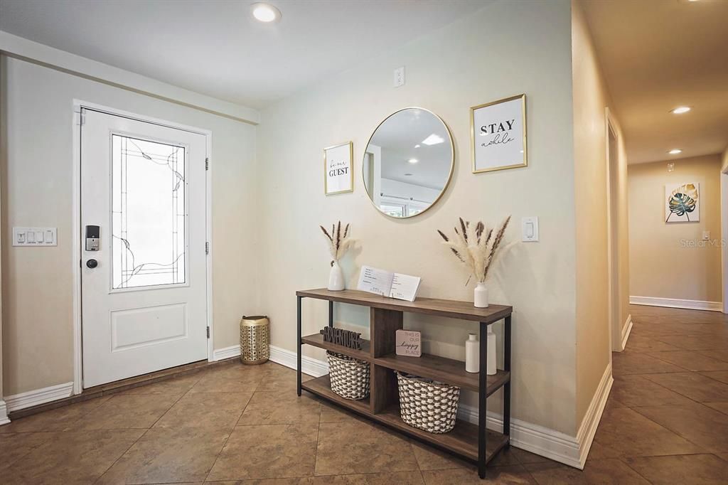 На продажу: $449,000 (4 спален, 2 ванн, 1910 Квадратных фут)