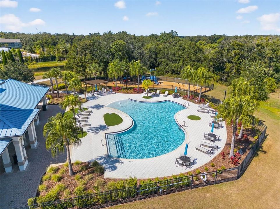 На продажу: $549,900 (4 спален, 2 ванн, 2232 Квадратных фут)