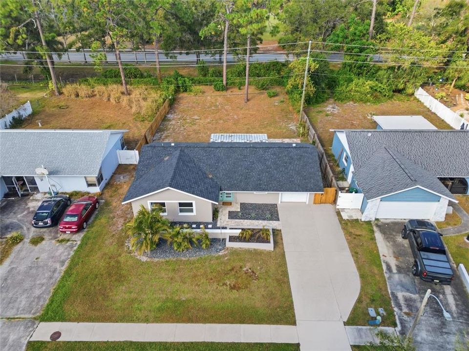 Под контрактом: $435,000 (3 спален, 2 ванн, 1182 Квадратных фут)