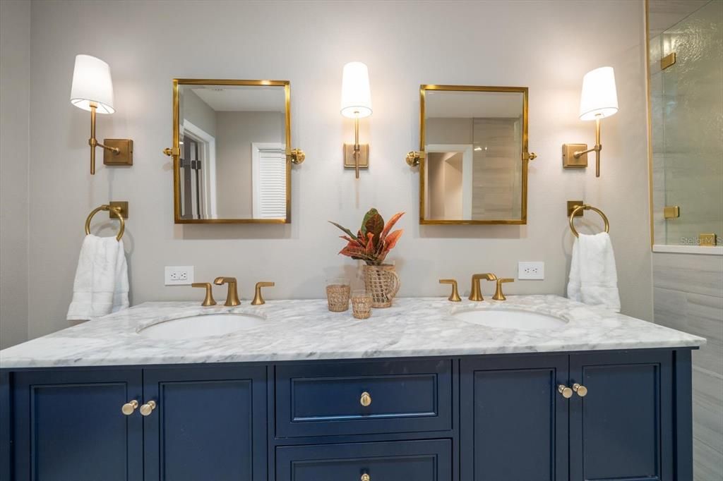 En Venta: $550,000 (3 camas, 2 baños, 2013 Pies cuadrados)