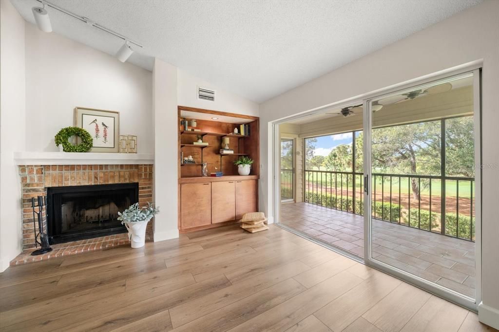 En Venta: $550,000 (3 camas, 2 baños, 2013 Pies cuadrados)