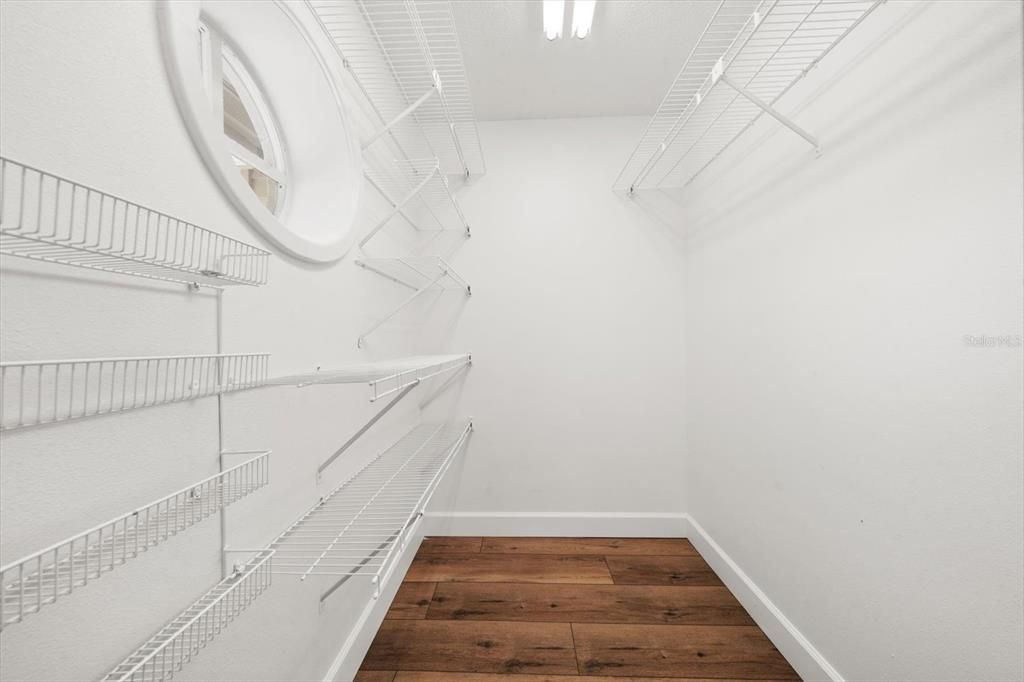 En Venta: $550,000 (3 camas, 2 baños, 2013 Pies cuadrados)