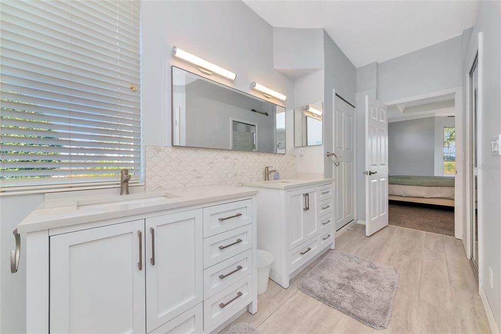 For Sale: $649,000 (4 beds, 3 baths, 2347 Square Feet)