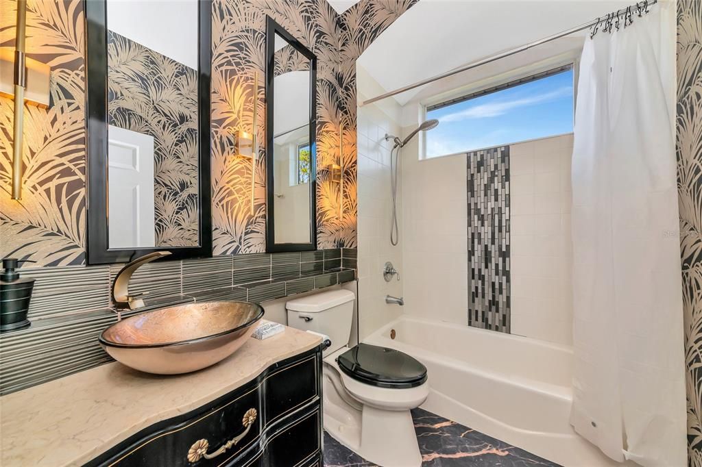 For Sale: $649,000 (4 beds, 3 baths, 2347 Square Feet)