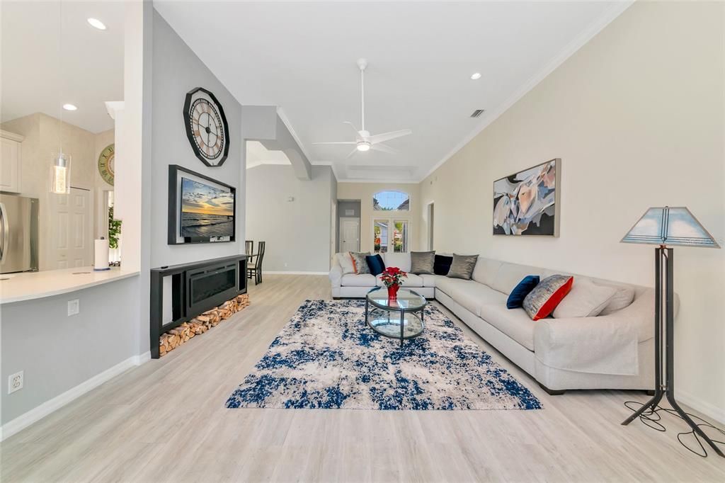 For Sale: $649,000 (4 beds, 3 baths, 2347 Square Feet)