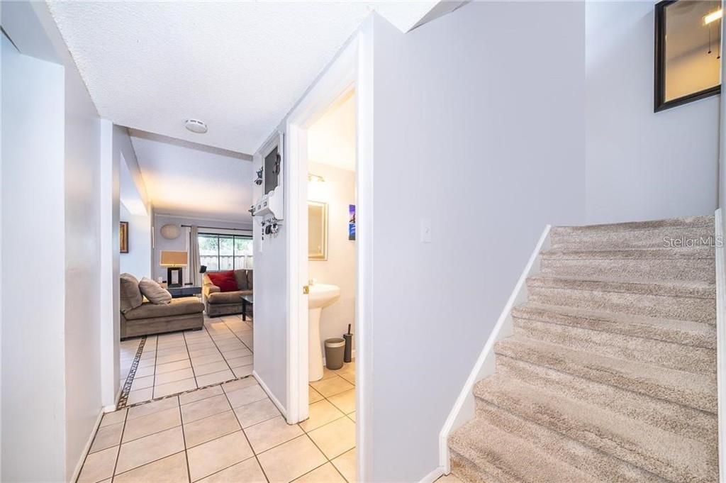 For Sale: $249,900 (3 beds, 2 baths, 1580 Square Feet)