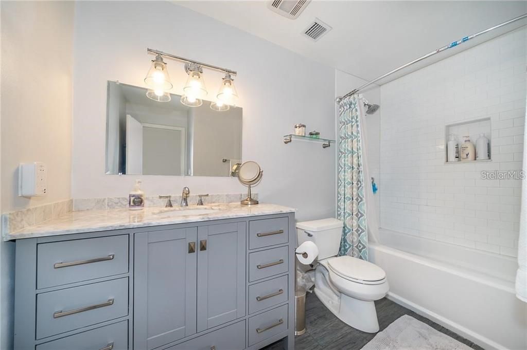 For Sale: $249,900 (3 beds, 2 baths, 1580 Square Feet)