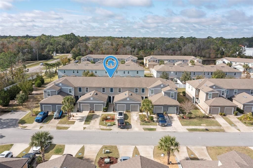 For Sale: $225,000 (2 beds, 2 baths, 1211 Square Feet)