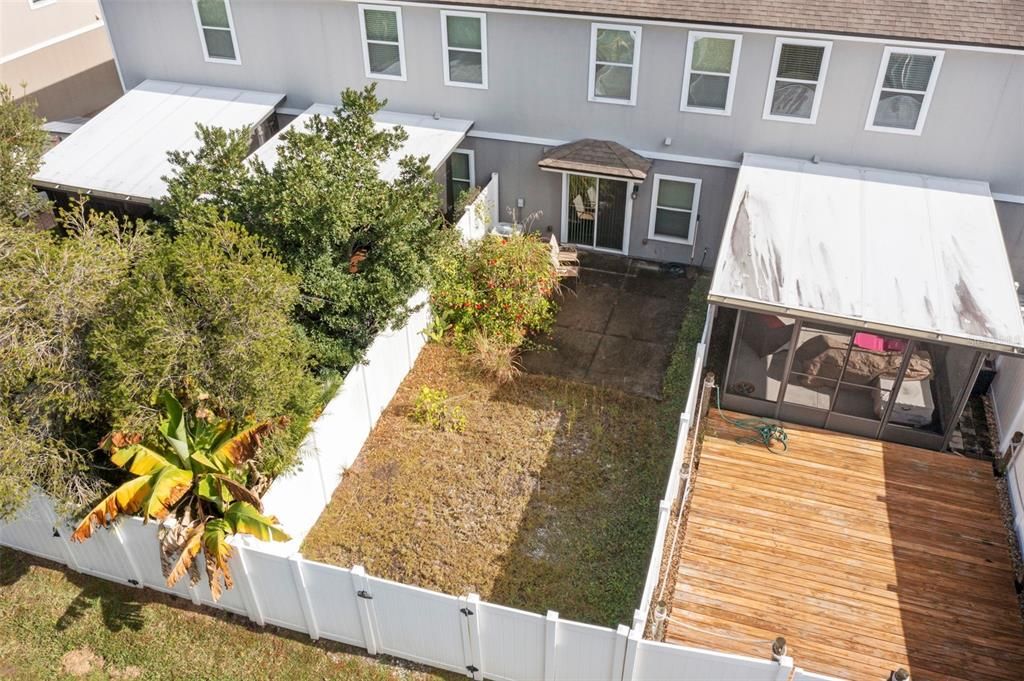 For Sale: $225,000 (2 beds, 2 baths, 1211 Square Feet)