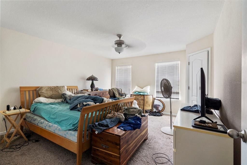 For Sale: $225,000 (2 beds, 2 baths, 1211 Square Feet)