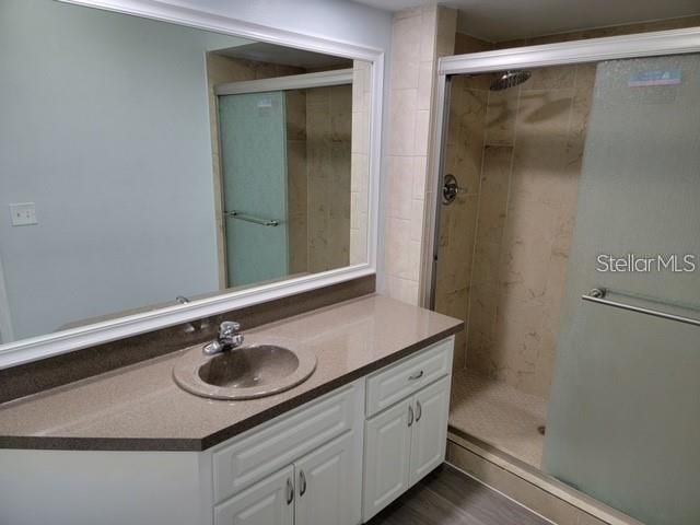 合同活跃: $1,750 (2 贝兹, 2 浴室, 1166 平方英尺)