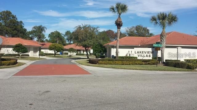 合同活跃: $1,750 (2 贝兹, 2 浴室, 1166 平方英尺)