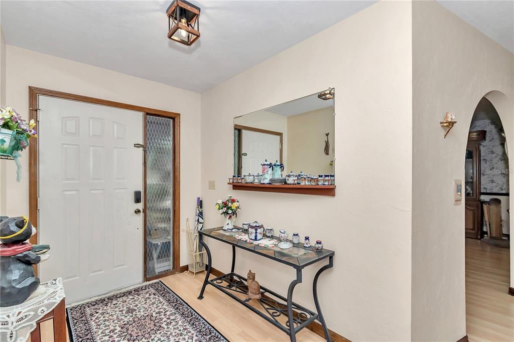 For Sale: $420,000 (3 beds, 2 baths, 2424 Square Feet)