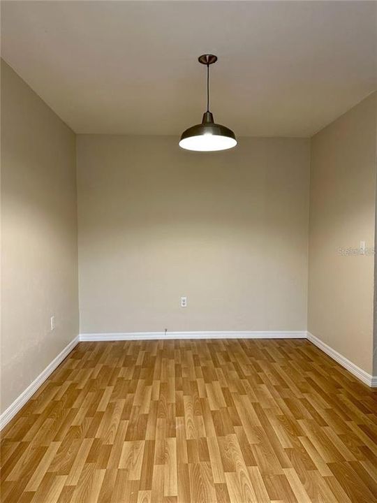 For Rent: $1,575 (4 beds, 2 baths, 1638 Square Feet)