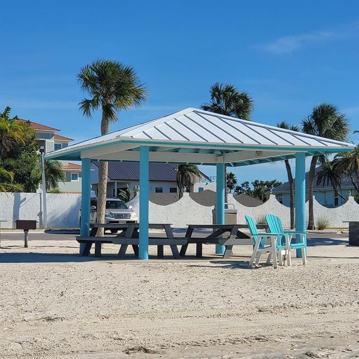 For Sale: $849,900 (3 beds, 2 baths, 2220 Square Feet)