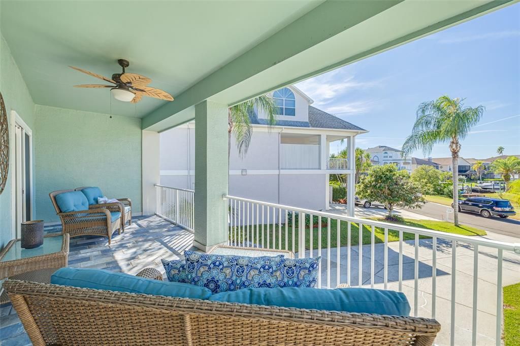 For Sale: $849,900 (3 beds, 2 baths, 2220 Square Feet)