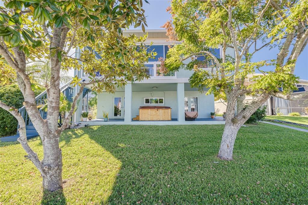 For Sale: $849,900 (3 beds, 2 baths, 2220 Square Feet)