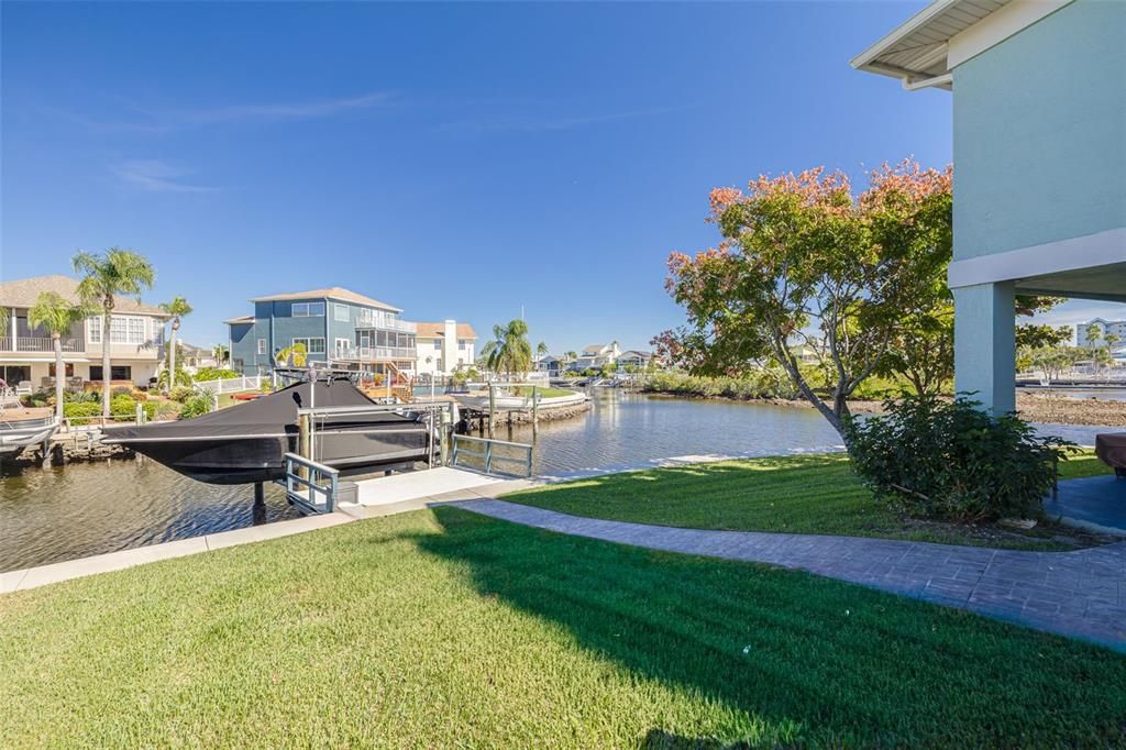 For Sale: $849,900 (3 beds, 2 baths, 2220 Square Feet)