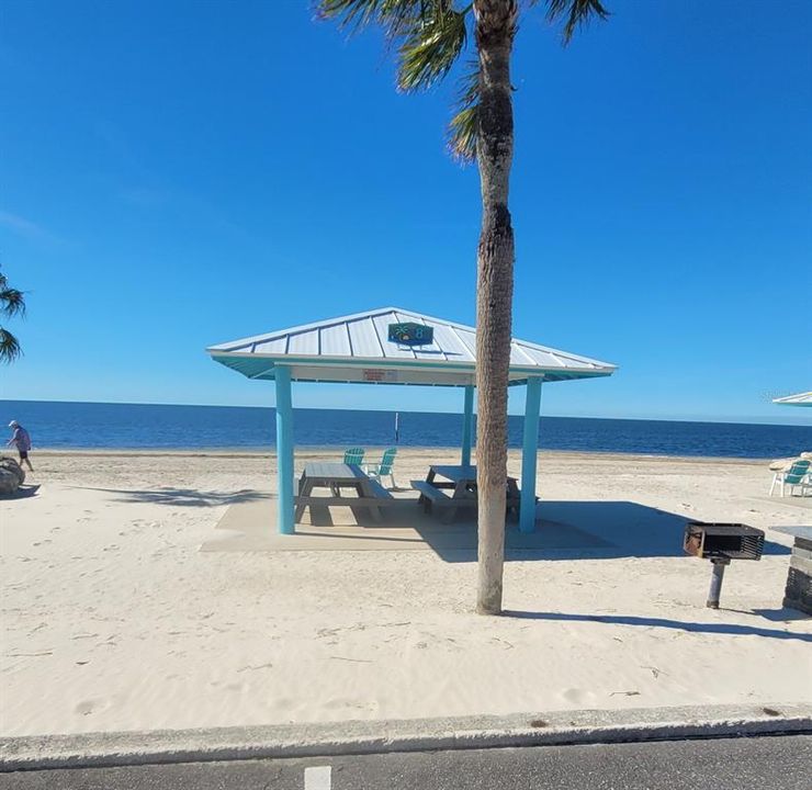 For Sale: $849,900 (3 beds, 2 baths, 2220 Square Feet)