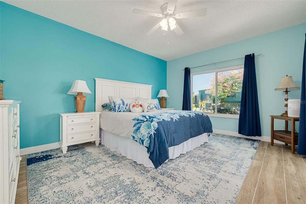 For Sale: $849,900 (3 beds, 2 baths, 2220 Square Feet)