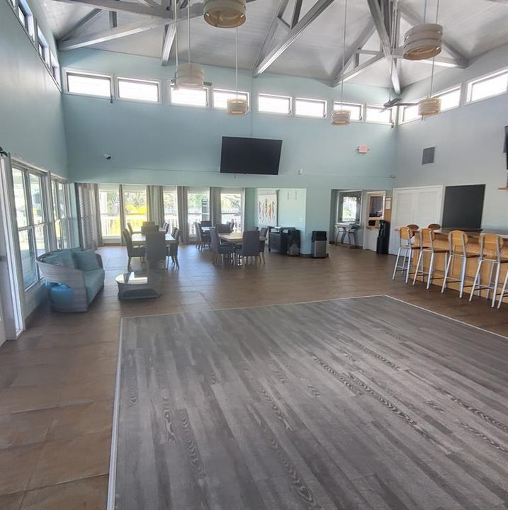 For Sale: $849,900 (3 beds, 2 baths, 2220 Square Feet)