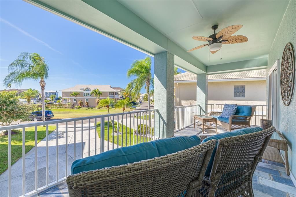 For Sale: $849,900 (3 beds, 2 baths, 2220 Square Feet)