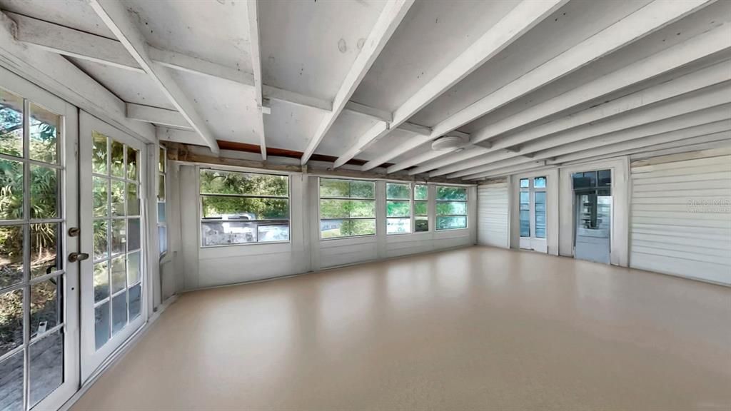 На продажу: $285,000 (4 спален, 2 ванн, 2403 Квадратных фут)