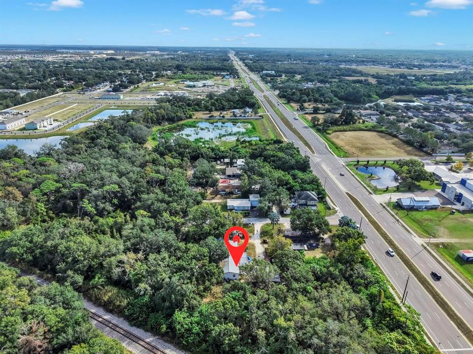 На продажу: $285,000 (4 спален, 2 ванн, 2403 Квадратных фут)