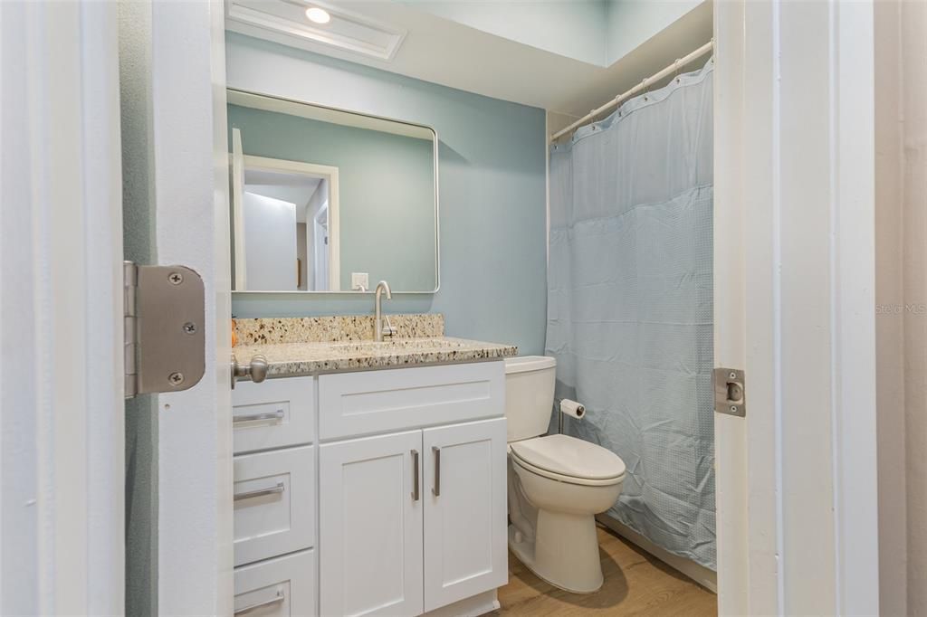 En Venta: $235,000 (2 camas, 2 baños, 1038 Pies cuadrados)