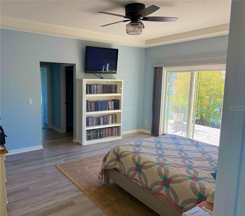 For Sale: $449,500 (3 beds, 2 baths, 2074 Square Feet)