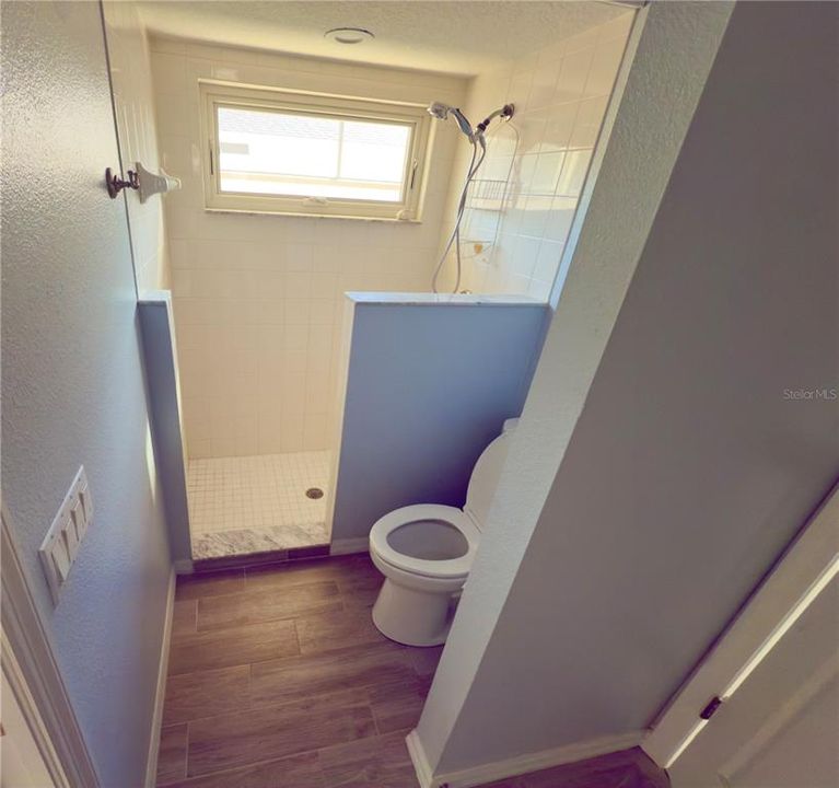 For Sale: $449,500 (3 beds, 2 baths, 2074 Square Feet)