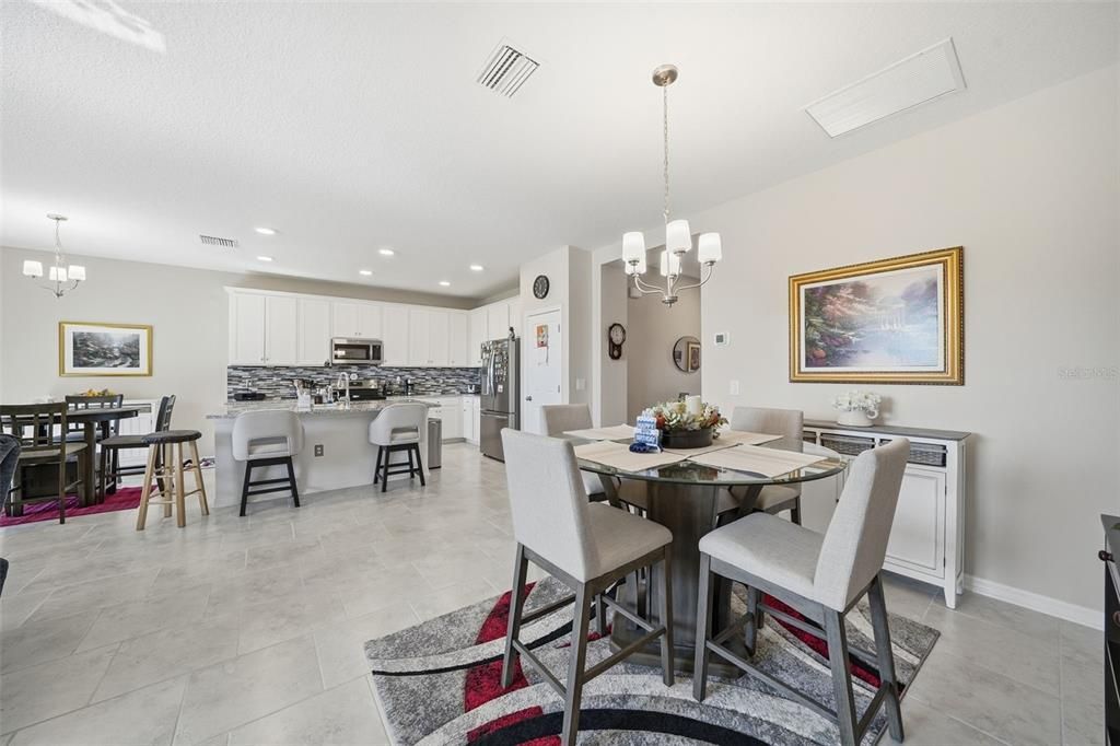 For Sale: $349,900 (3 beds, 2 baths, 1783 Square Feet)